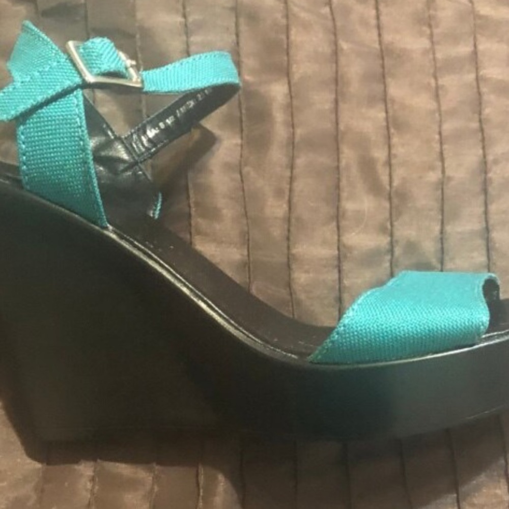 Brand new wedges